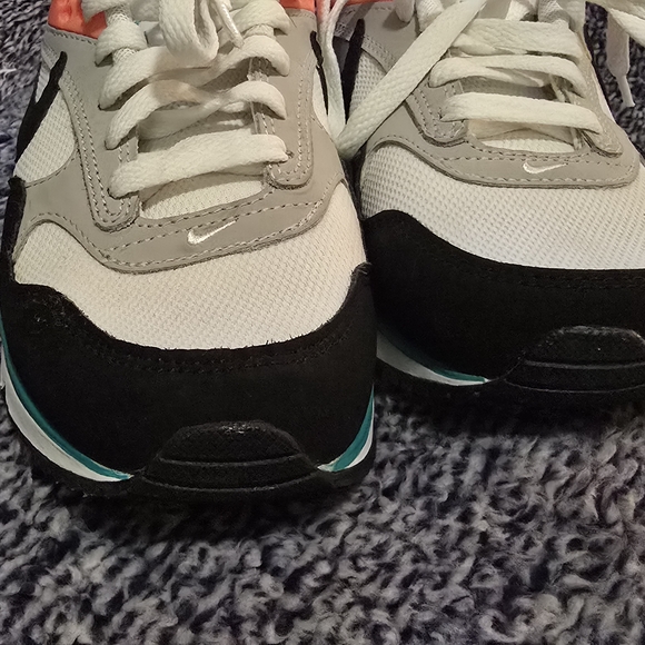 Nike Air Max Sneakers in Black and White - Picture 8 of 10